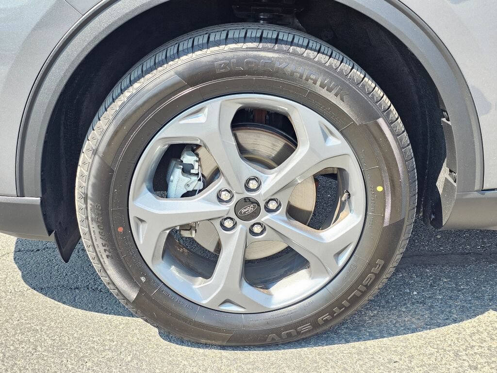 Used 2025 Ford Escape ST-Line Select AWD/4WD image 10