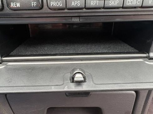 Used 1996 Toyota Camry LE FWD image 26