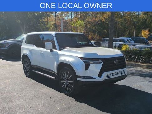 Used 2024 Lexus GX 550 image 7
