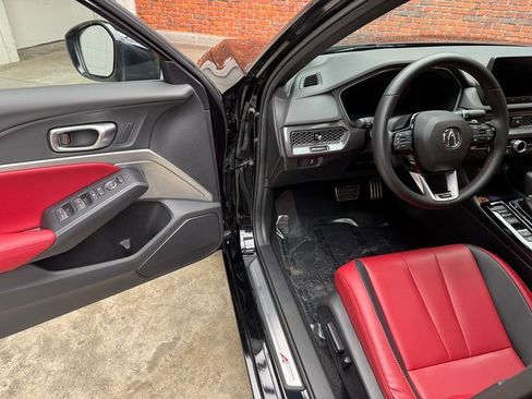 Used 2024 Acura Integra A-Spec image 9