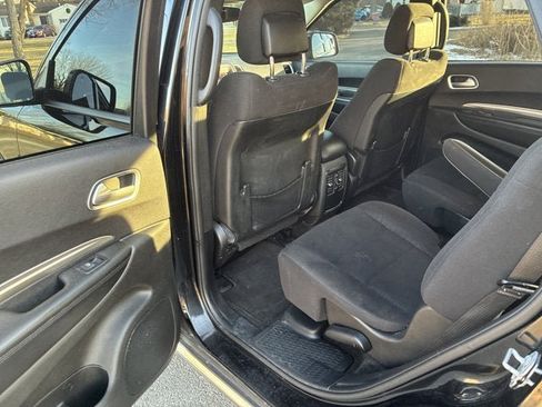 Used 2019 Dodge Durango SXT image 17
