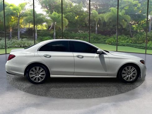 Used 2019 Mercedes-Benz E 300 w/ Premium 1 Package image 4