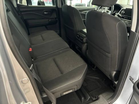 Used 2024 Honda Ridgeline Sport image 18