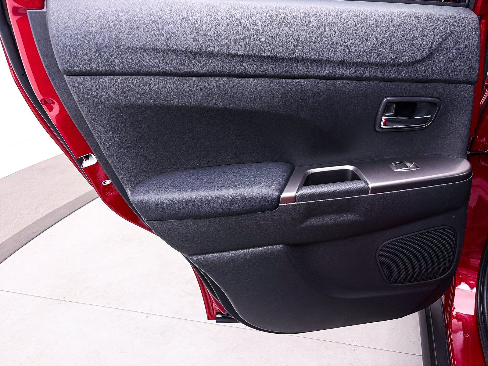 Used 2026 Mitsubishi Outlander Sport SE AWD/4WD image 21