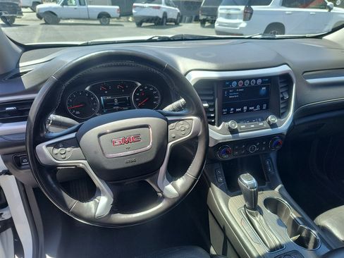 Used 2018 GMC Acadia SLT FWD image 15