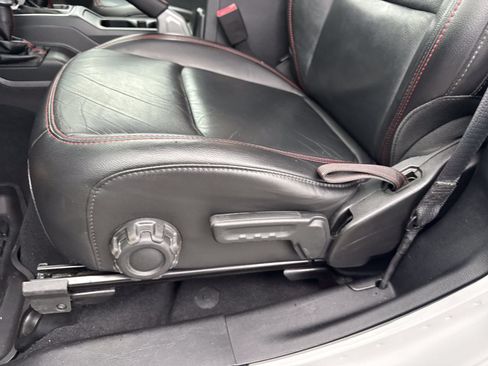 Used 2018 Jeep Wrangler Rubicon AWD/4WD image 15