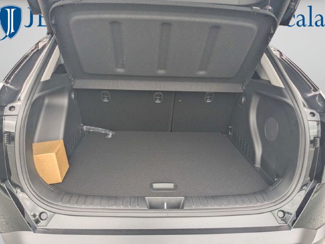 New 2027 Hyundai Kona Limited FWD image 10