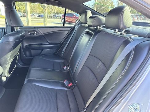 Used 2016 Honda Accord Sport image 20