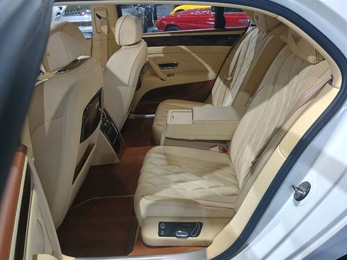 Used 2016 Bentley Flying Spur W12 AWD/4WD image 24