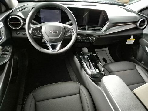 New 2026 Chevrolet Trax ACTIV FWD image 10