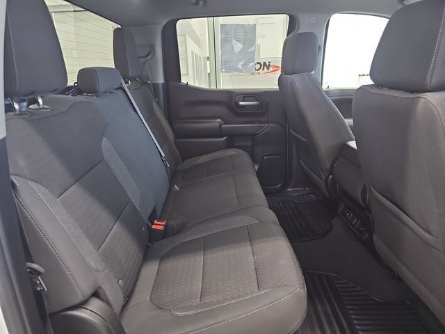 Used 2022 Chevrolet Silverado 1500 LT AWD/4WD image 29
