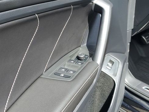 Used 2024 Volkswagen Tiguan SE R-Line image 20