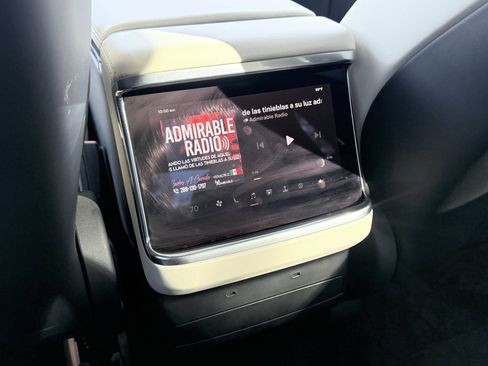 Used 2023 Tesla Model X Plaid image 58