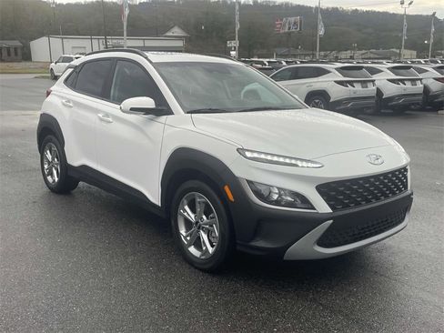 Used 2023 Hyundai Kona SEL w/ Convenience Package image 5