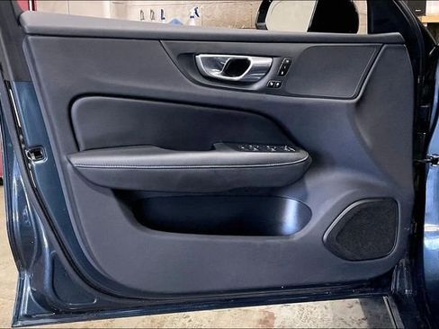 Certified 2025 Volvo S60 B5 Core image 25