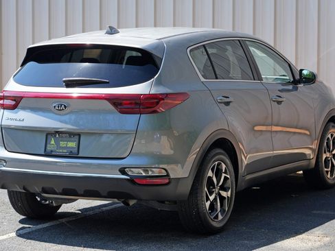 Used 2022 Kia Sportage LX FWD image 44