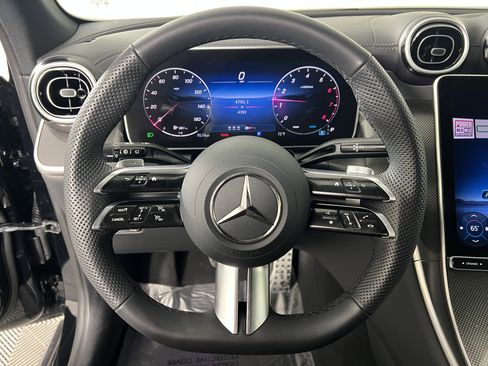 Used 2026 Mercedes-Benz GLC 300 4MATIC image 18