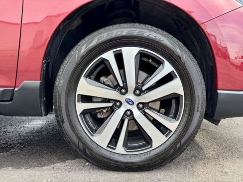 Used 2019 Subaru Outback 3.6R Limited AWD/4WD image 13