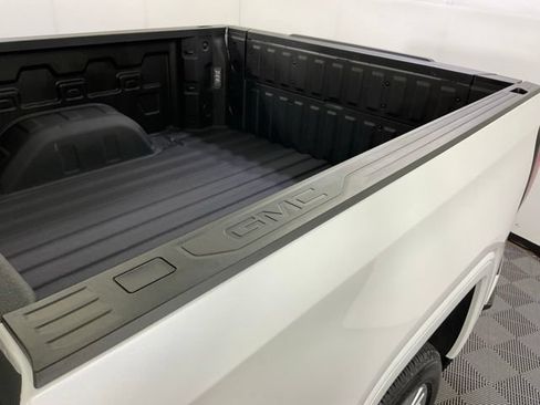 Used 2021 GMC Sierra 1500 Denali w/ Denali Ultimate Package AWD/4WD image 39