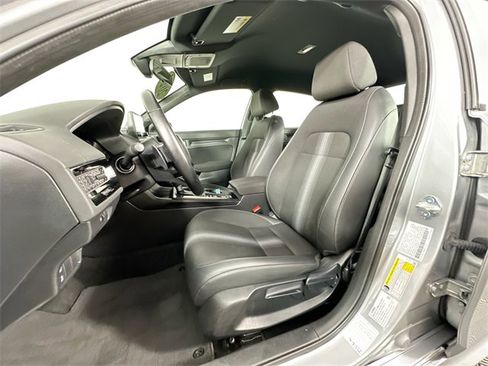 Used 2024 Honda Civic Sport image 17