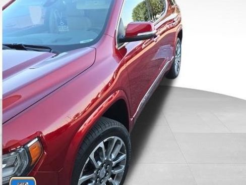 Used 2023 GMC Acadia Denali w/ Denali Ultimate Package AWD/4WD image 1
