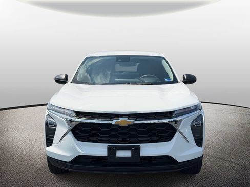 Used 2024 Chevrolet Trax LS FWD image 6