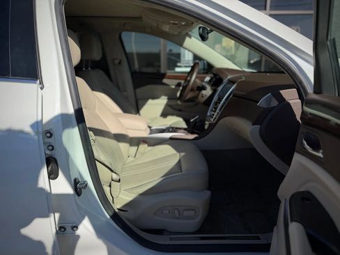 Used 2013 Cadillac SRX Performance image 20