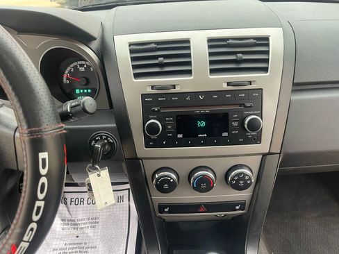 Used 2010 Dodge Avenger R/T image 18