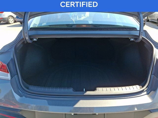 Certified 2025 Hyundai Elantra SEL FWD image 29