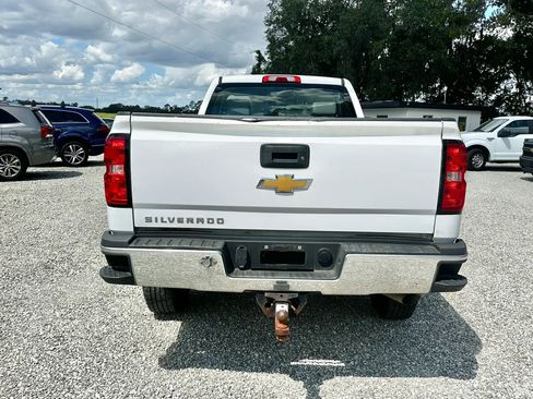 Used 2018 Chevrolet Silverado 2500 W/T RWD image 6