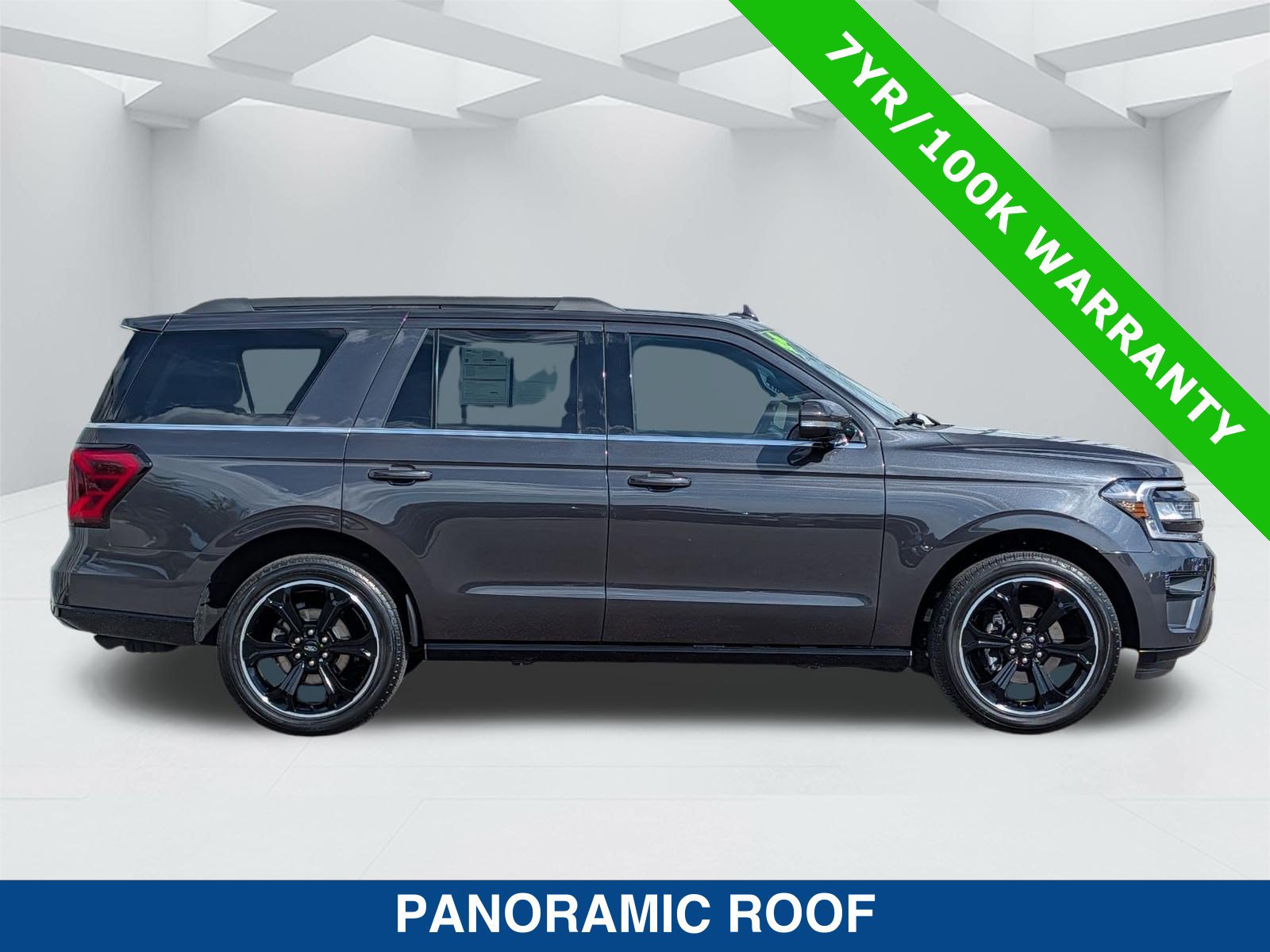 Certified 2024 Ford Expedition Limited RWD image 4