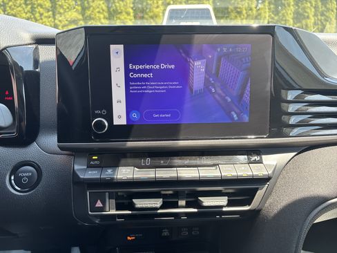 Certified 2025 Toyota Camry LE FWD image 25
