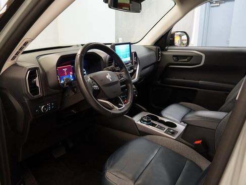 Used 2022 Ford Bronco Sport Outer Banks image 6