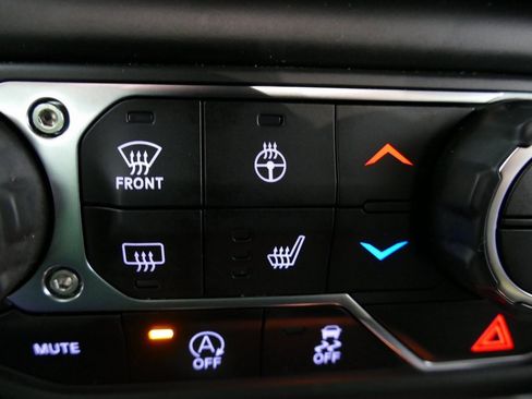 Used 2021 Jeep Wrangler Unlimited Rubicon image 22