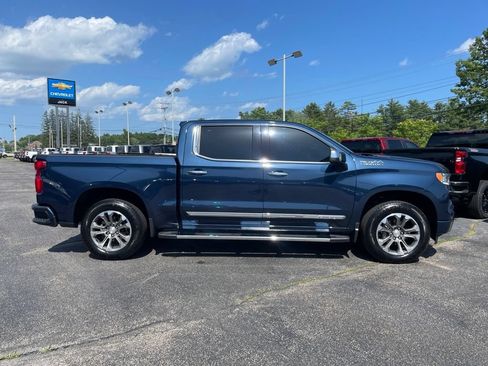 Certified 2023 Chevrolet Silverado 1500 High Country w/ Technology Package AWD/4WD image 8