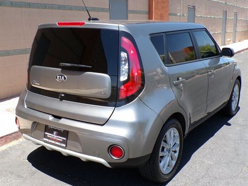 Used 2017 Kia Soul + FWD image 7
