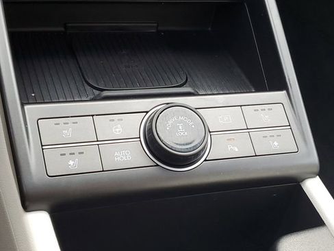 Used 2025 Hyundai Kona Limited image 31