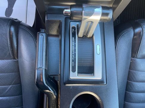 Used 2006 Ford Mustang GT image 25