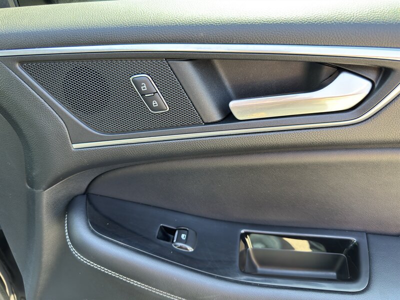 Used 2015 Ford Edge Sport FWD image 43