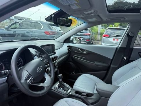 Used 2021 Hyundai Kona Limited AWD/4WD image 12
