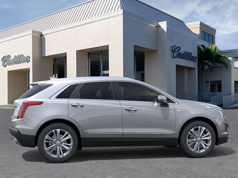 New 2026 Cadillac XT5 Premium Luxury image 5