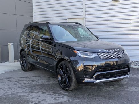 New 2026 Land Rover Discovery Limited Edition image 7