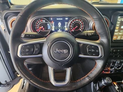 Used 2022 Jeep Gladiator Mojave w/ LED Lighting Group AWD/4WD image 17