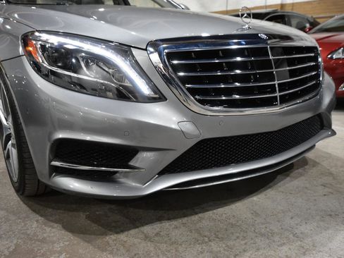 Used 2015 Mercedes-Benz S 550 4MATIC Sedan image 4