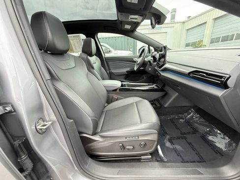 Used 2023 Volkswagen ID.4 Pro S RWD image 27