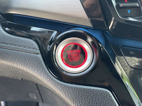 Certified 2023 Honda Odyssey Touring image 10