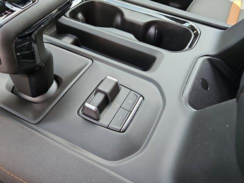 New 2026 GMC Sierra 1500 AT4 w/ Technology Package AWD/4WD image 19