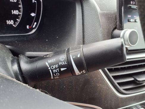 Used 2018 Honda Accord EX image 15