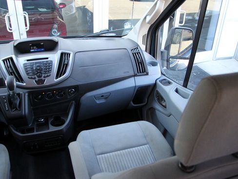 Used 2019 Ford Transit 350 XLT image 27