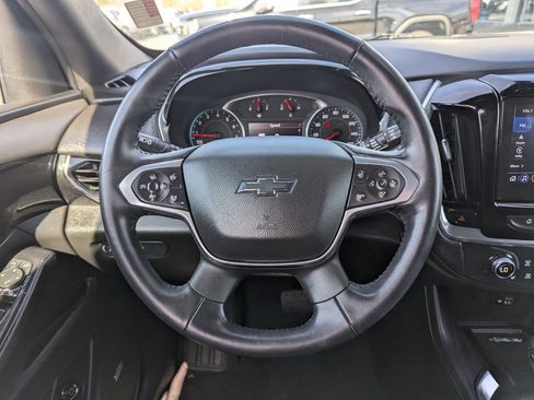Certified 2022 Chevrolet Traverse RS image 12